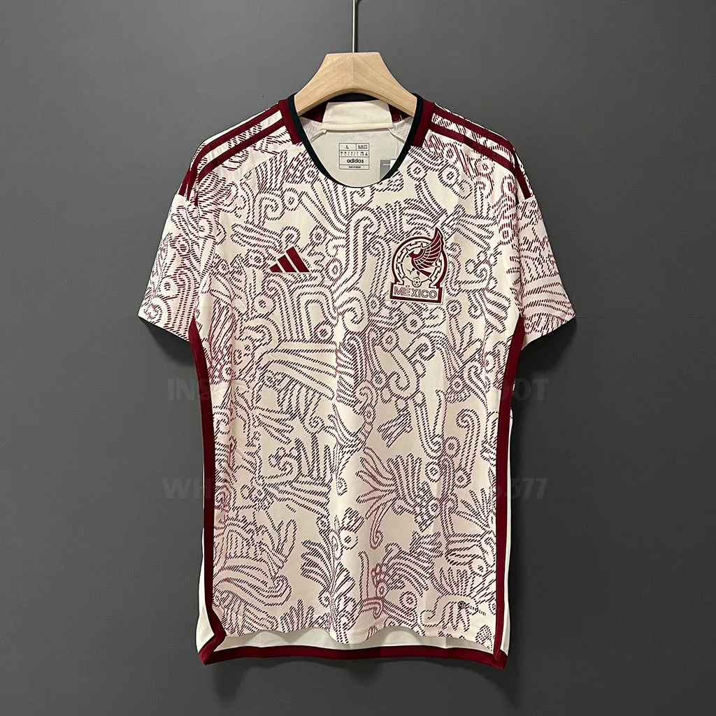 Mexico Away (1)