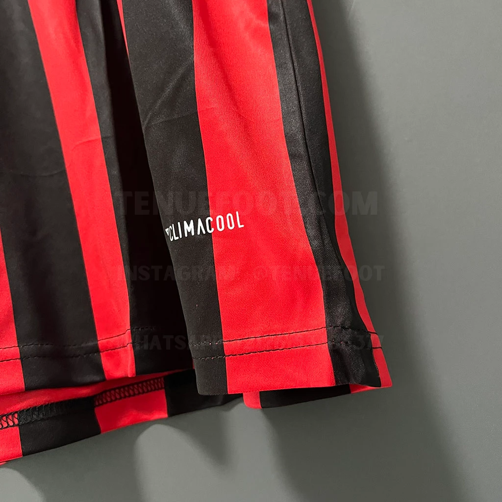 AC Milan Retro 17-18 Home (5)