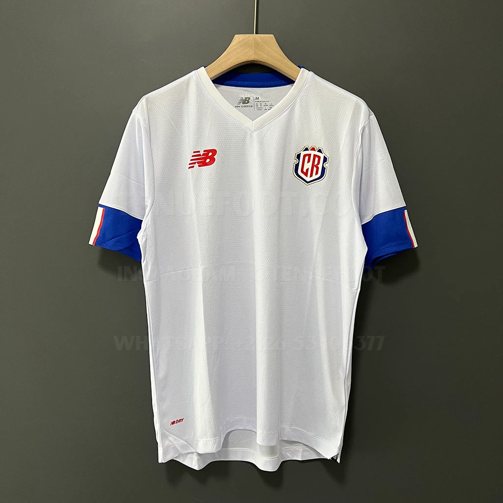 Costa Rica Away (1)
