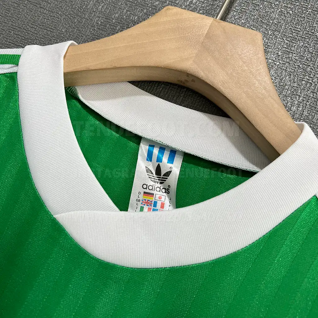 Cameroon Retro 90 Home (3)