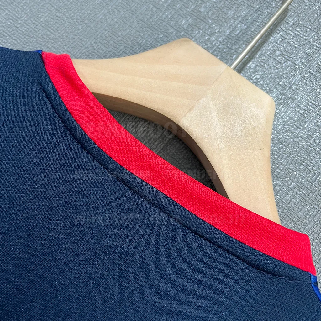 Arsenal Retro 02-04 Away (6)