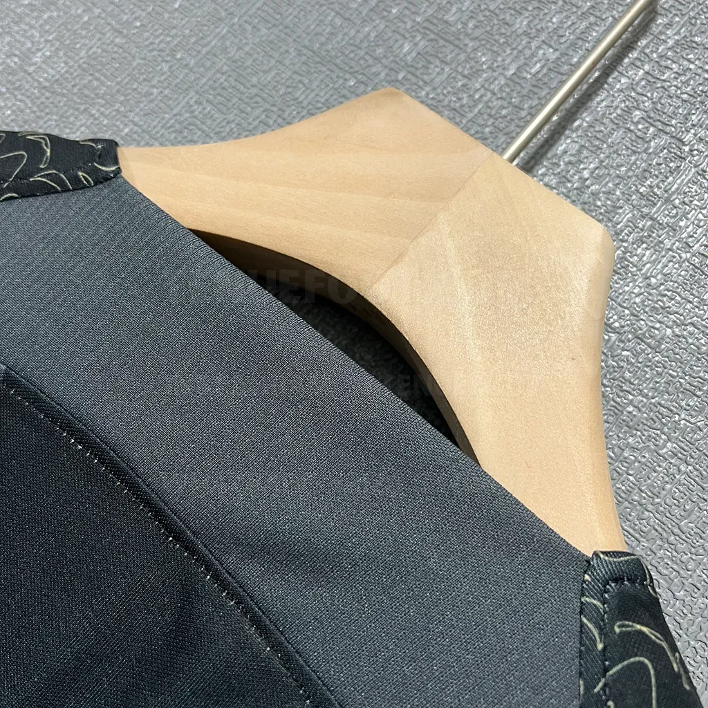 Barcelona Special Gold Black (6)