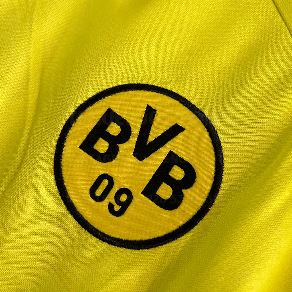 Borussia Dortmund Retro 95-96 Home (2)
