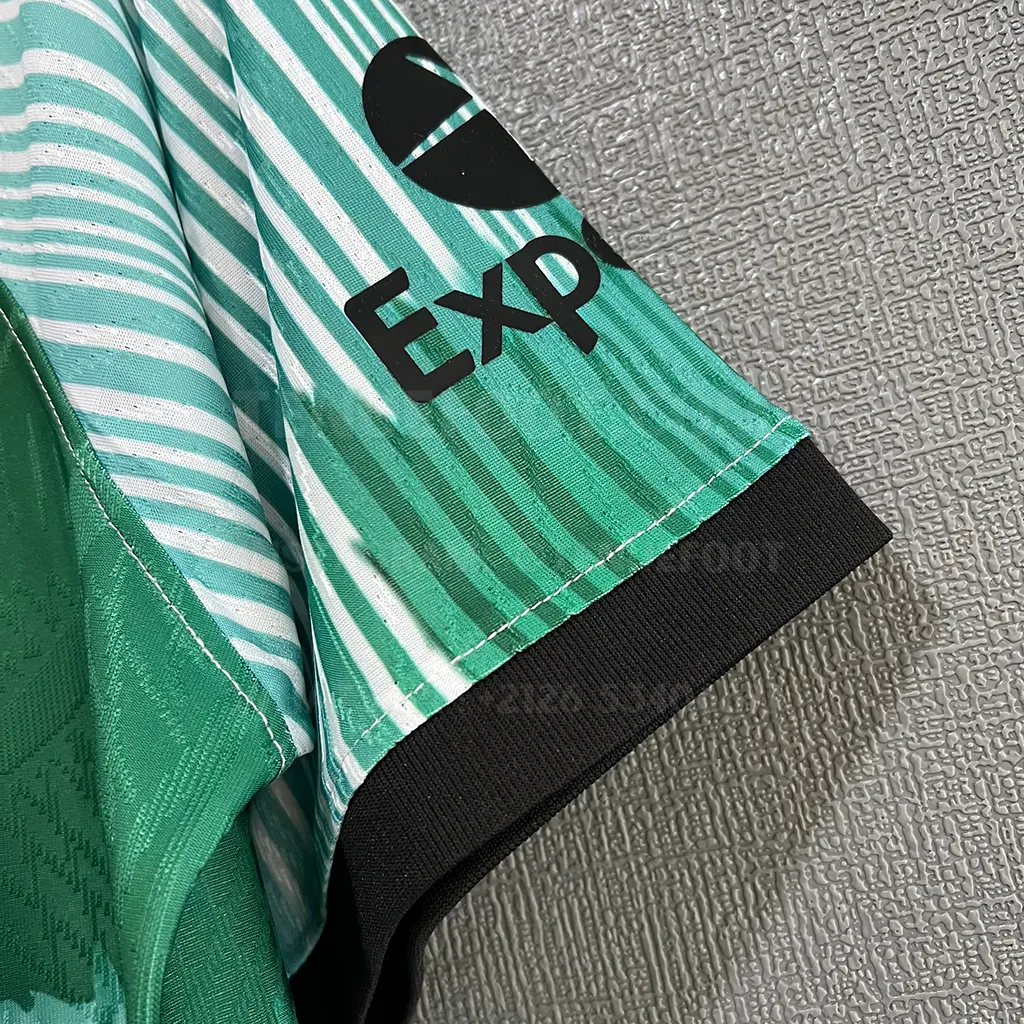 Liverpool Special Green White Player Version (4)