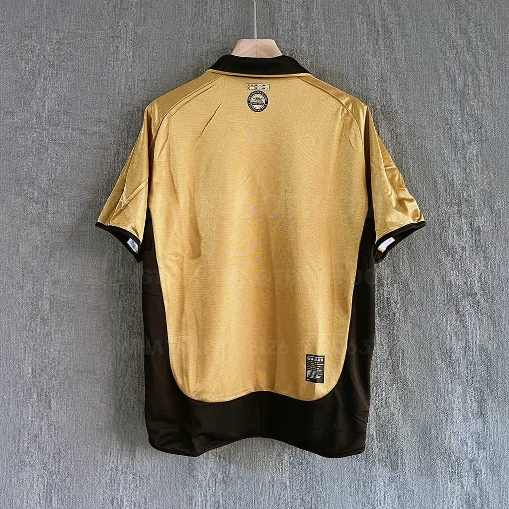 Man Utd Retro 01-02 Away (7)