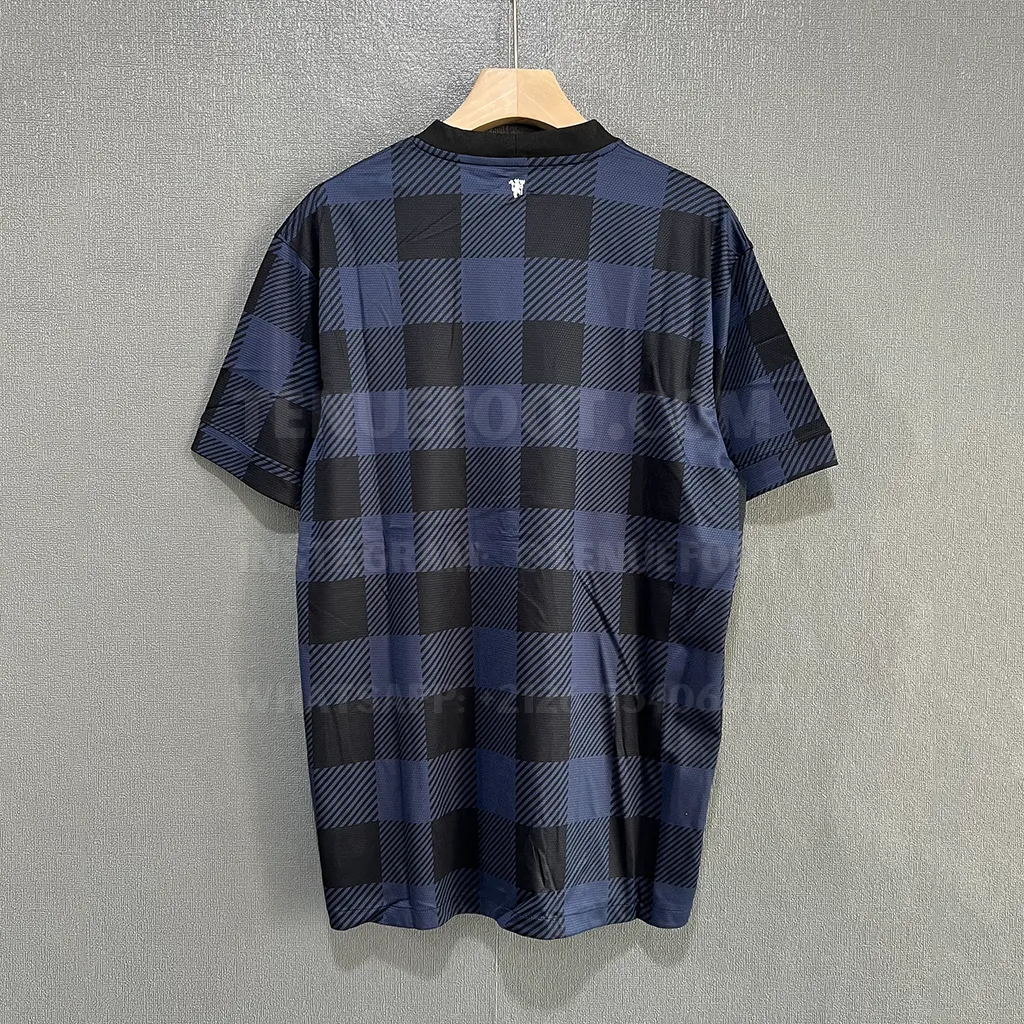 Man Utd Retro 13-14 Third (7)