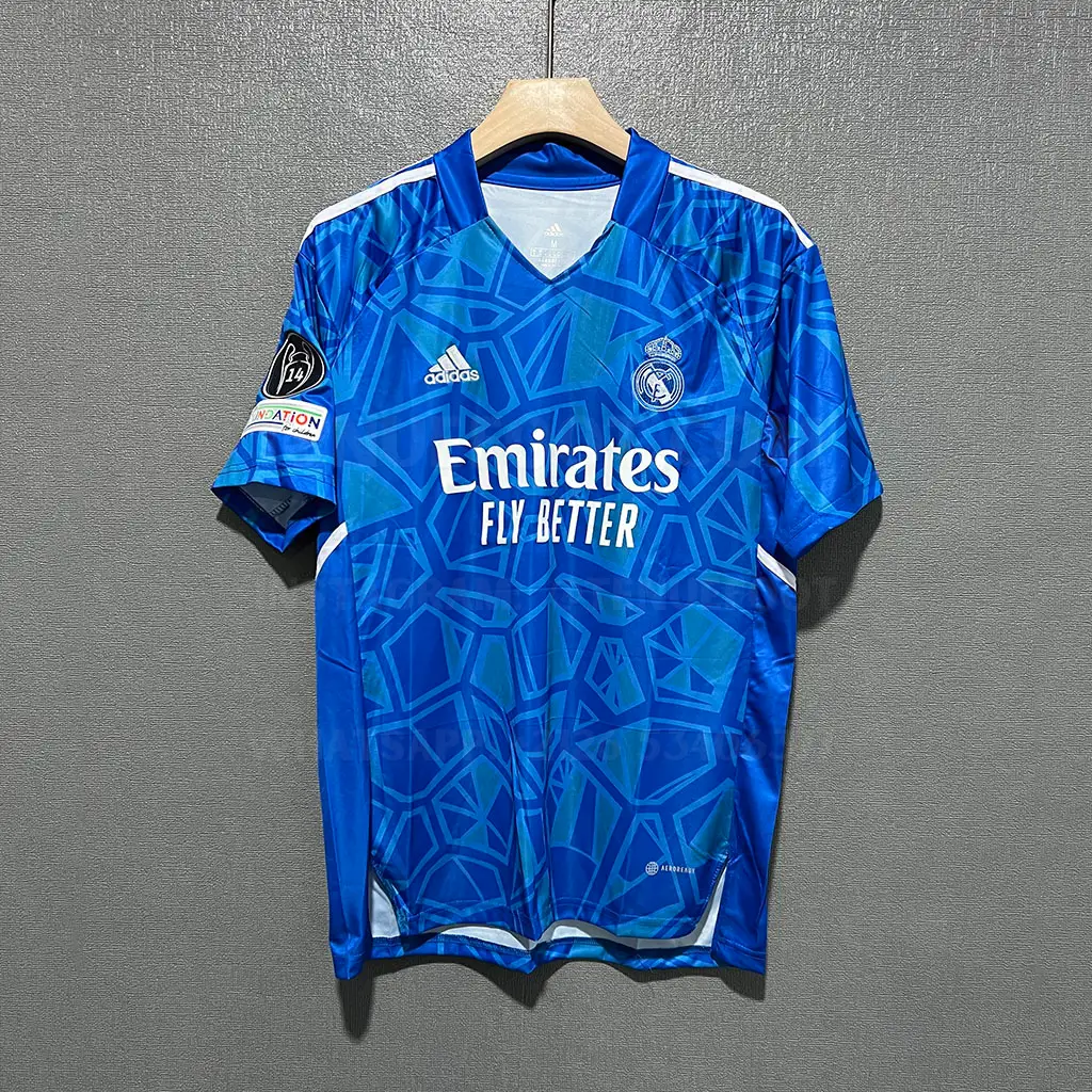 Real Madrid GK Blue (1)