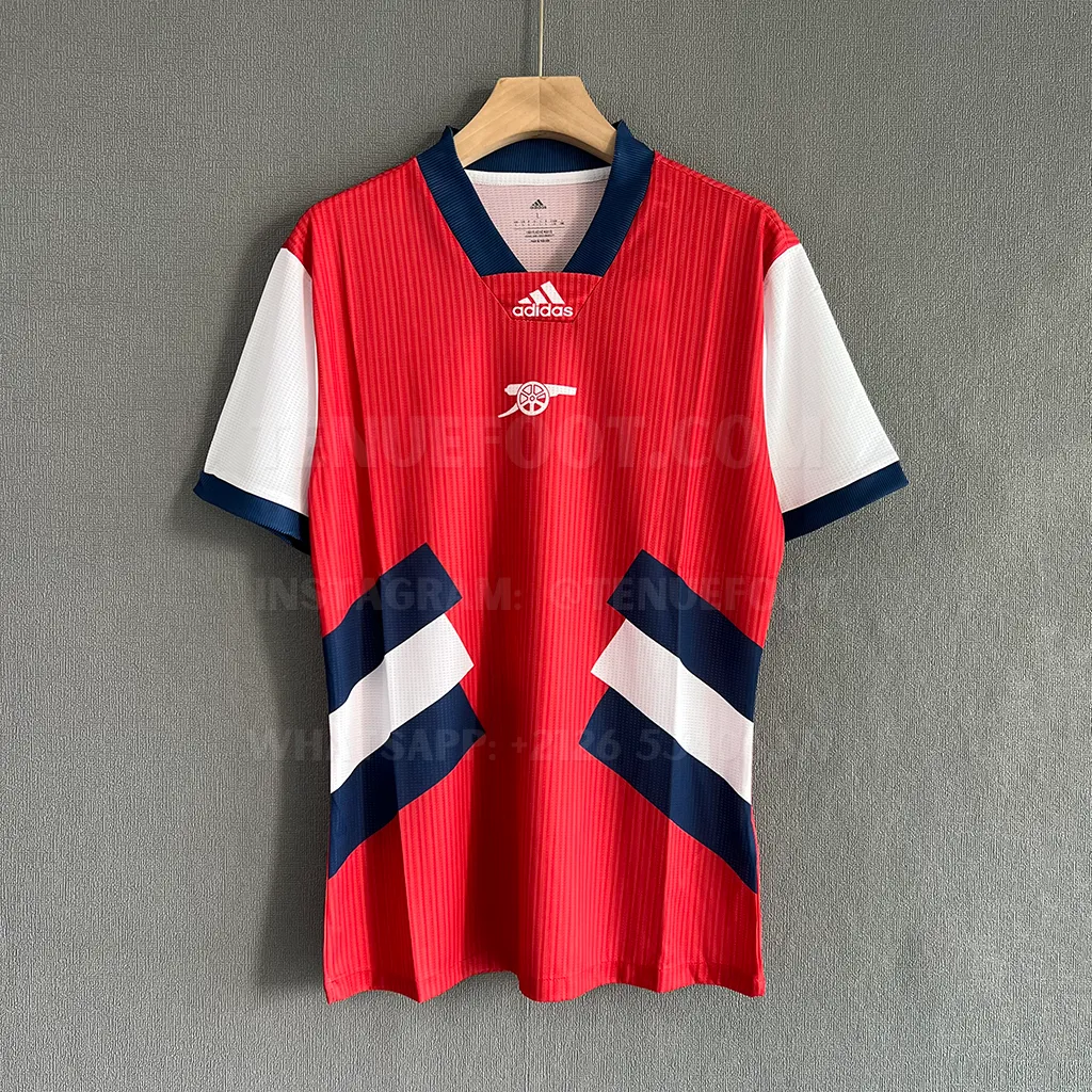 Arsenal Icon Throwback Player Version (1)