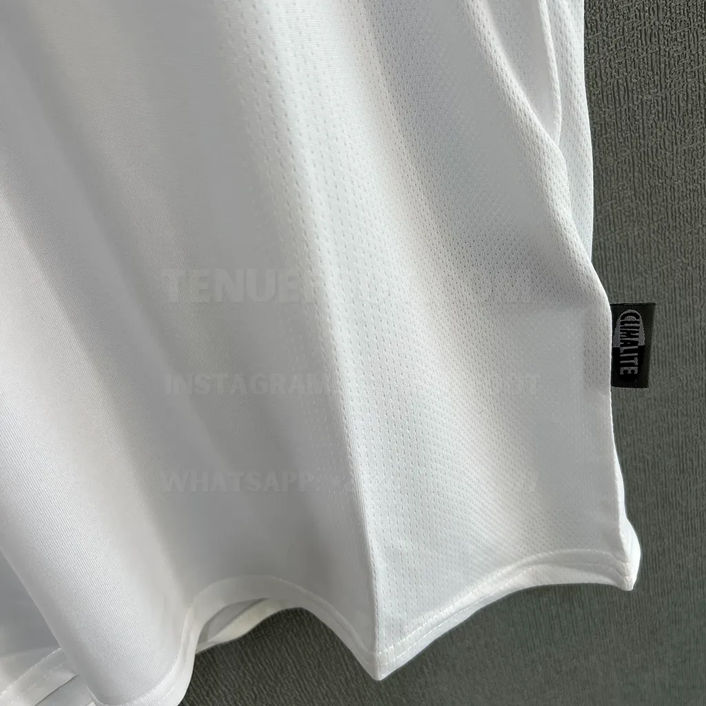 Real Madrid Retro 03-04 Home (5)