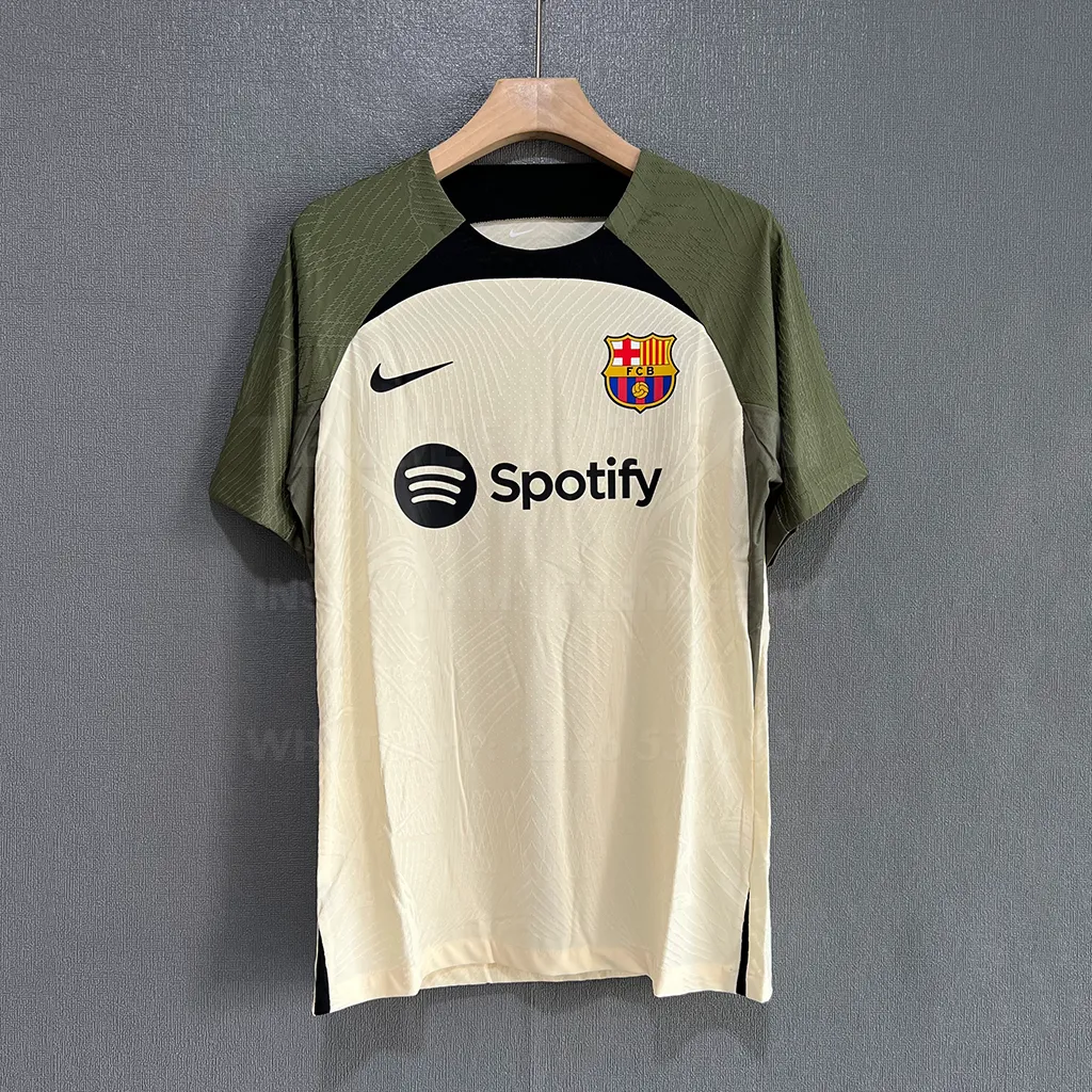 Barcelona Prematch Cream Player Version (1)
