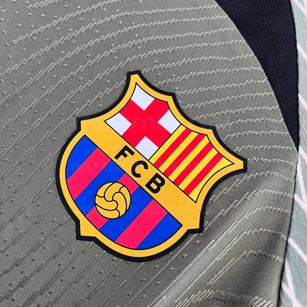 Barcelona Prematch Oliver Green Player Version (2)