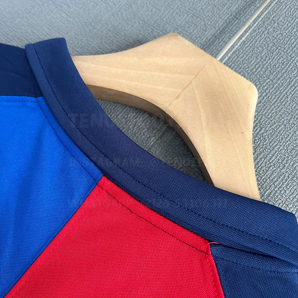 Barcelona Retro 99-00 Home (6)