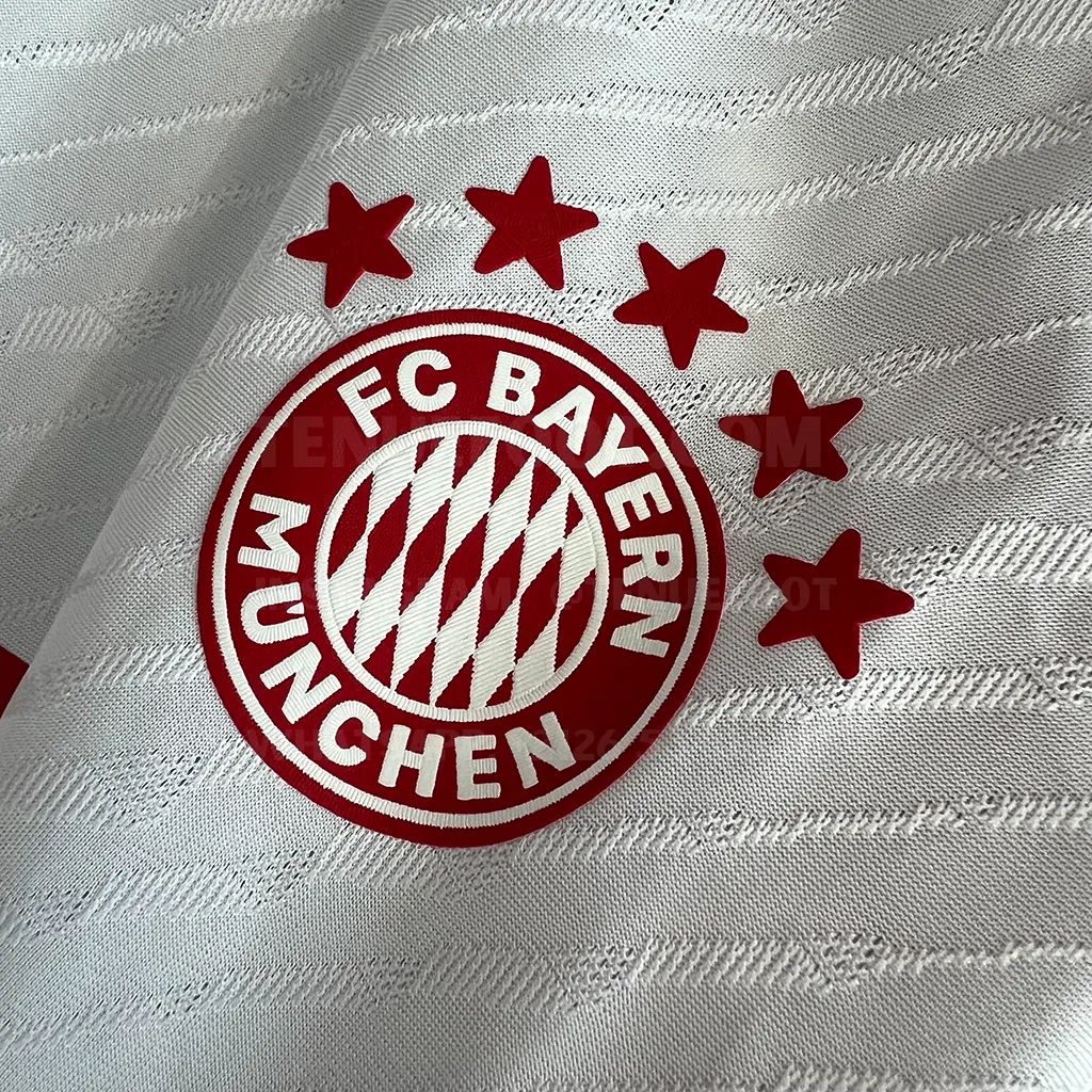 Bayern Munich Home Player Version (2)