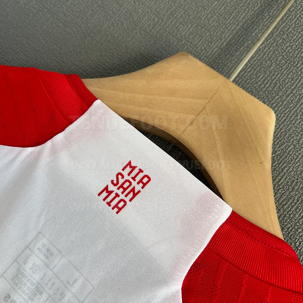 Bayern Munich Home Player Version (6)