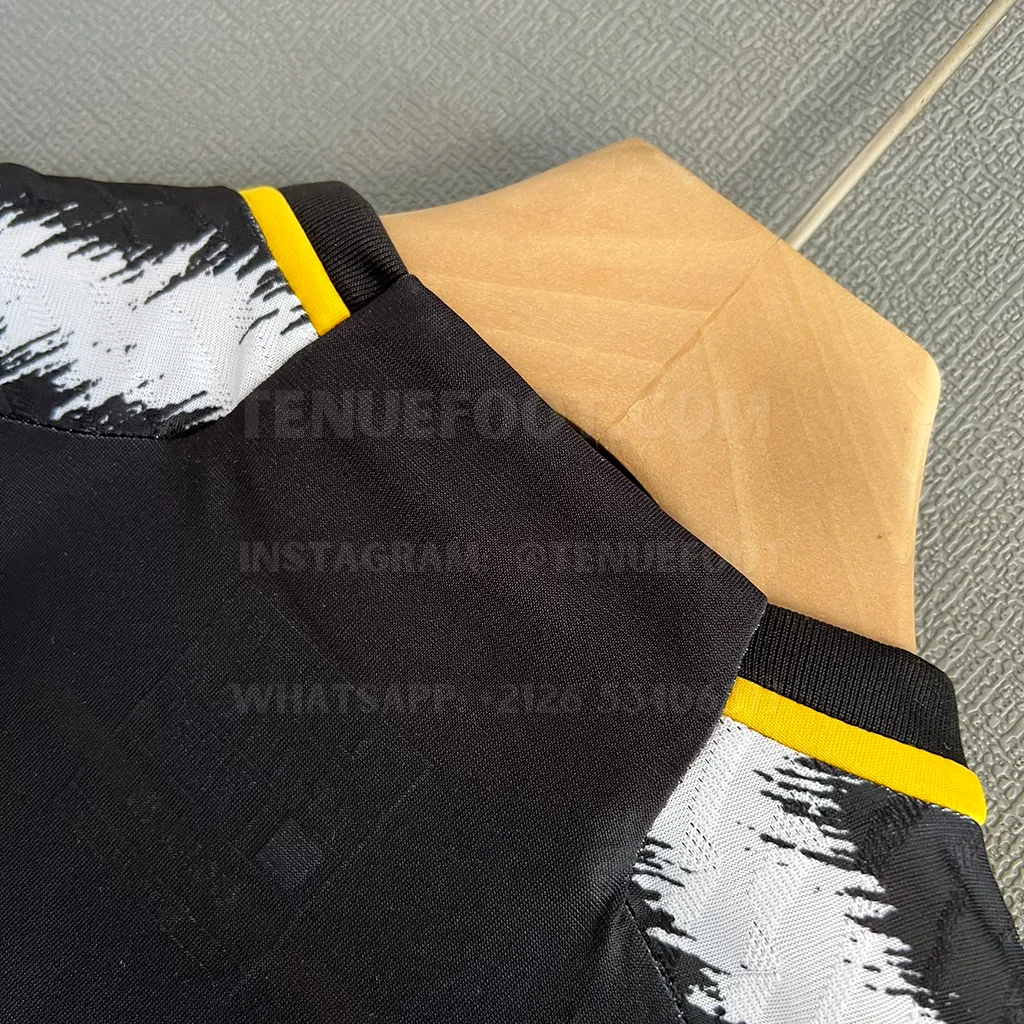 Juventus Home Player Version (6)