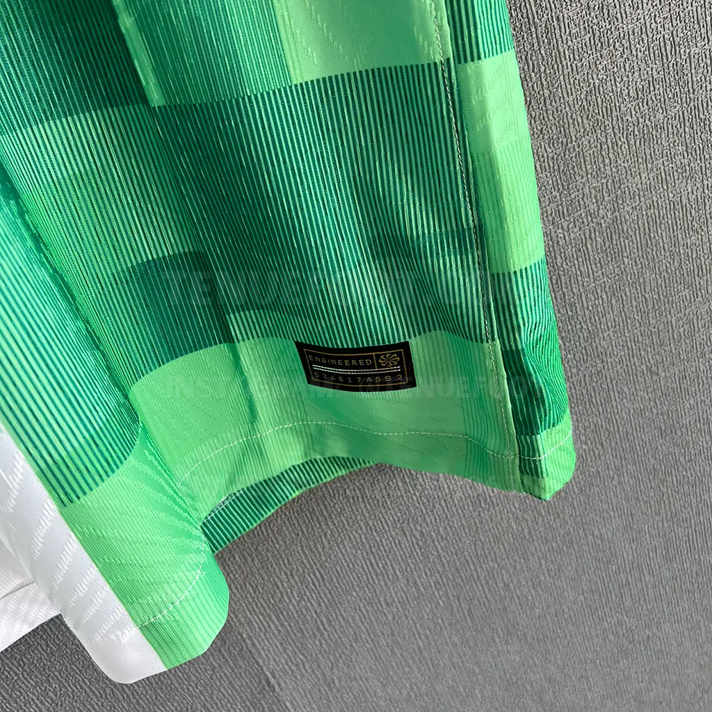 Liverpool Away Player Version (5)