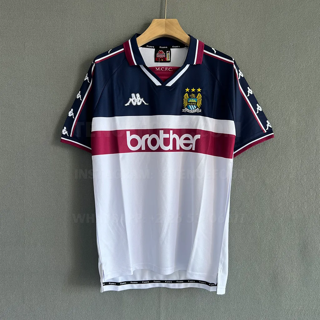 Man City Retro 97-98 Away (1)