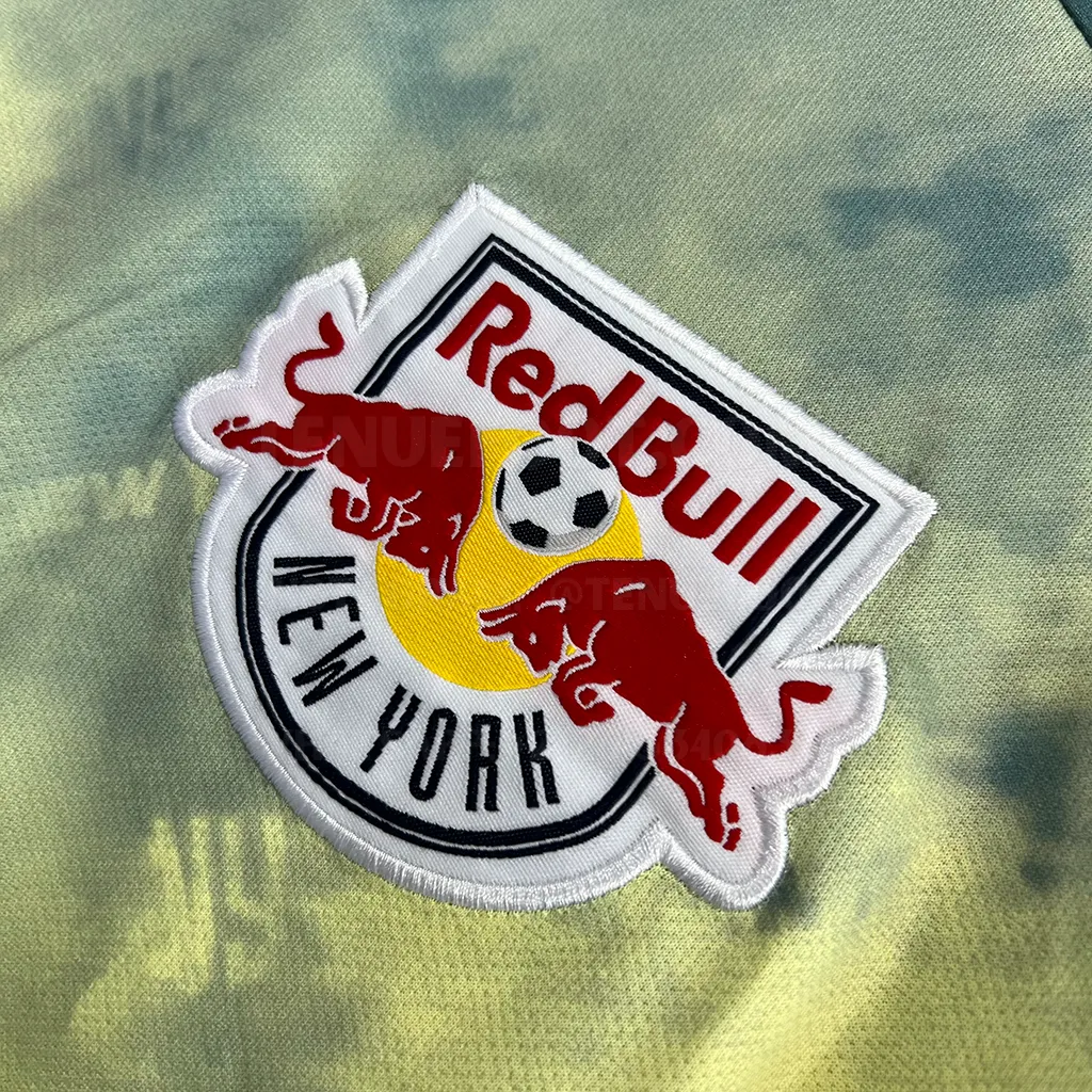 New York Red Bulls Away (2)