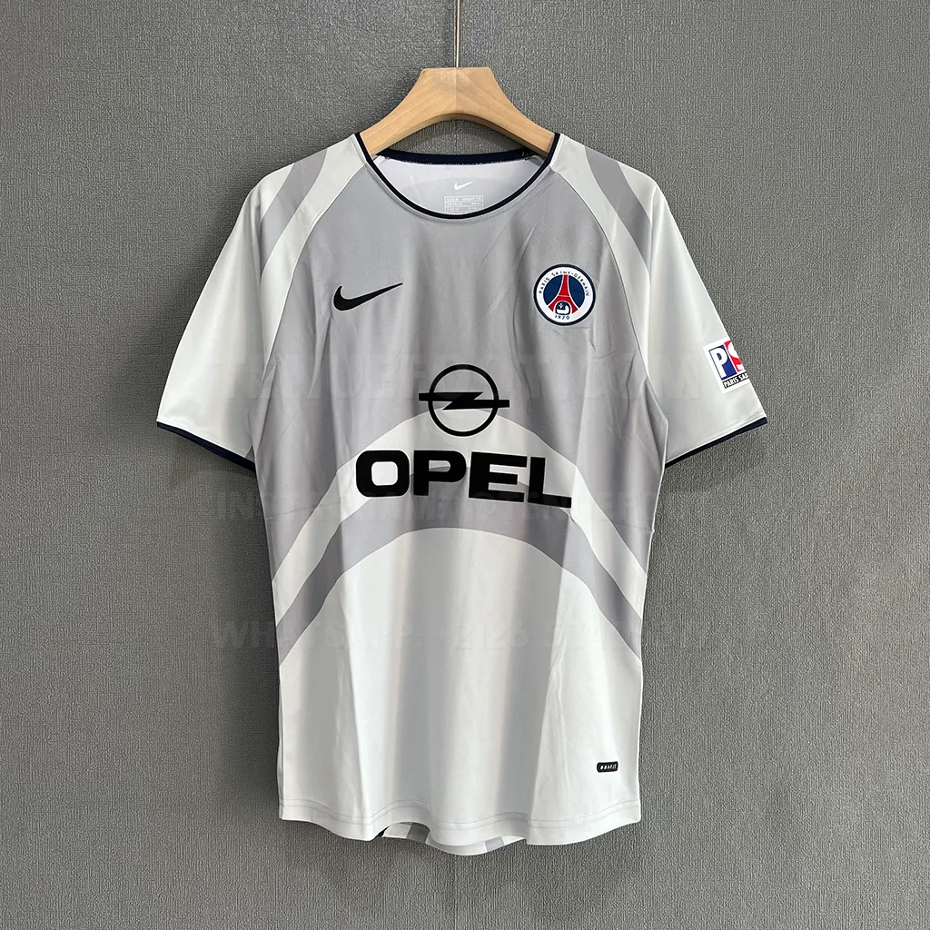 PSG Retro 01-02 Away (1)