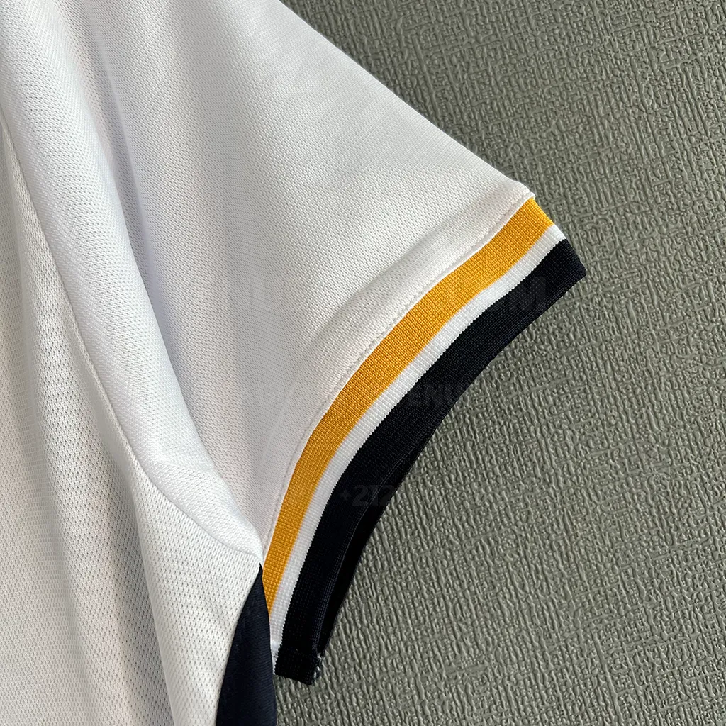 Real Madrid Home (4)