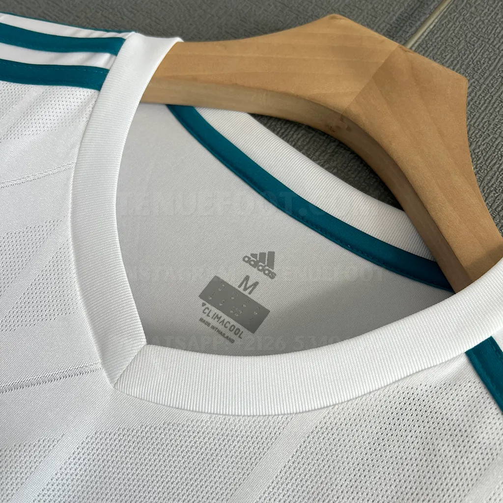 Real Madrid Retro 17-18 Home (3)