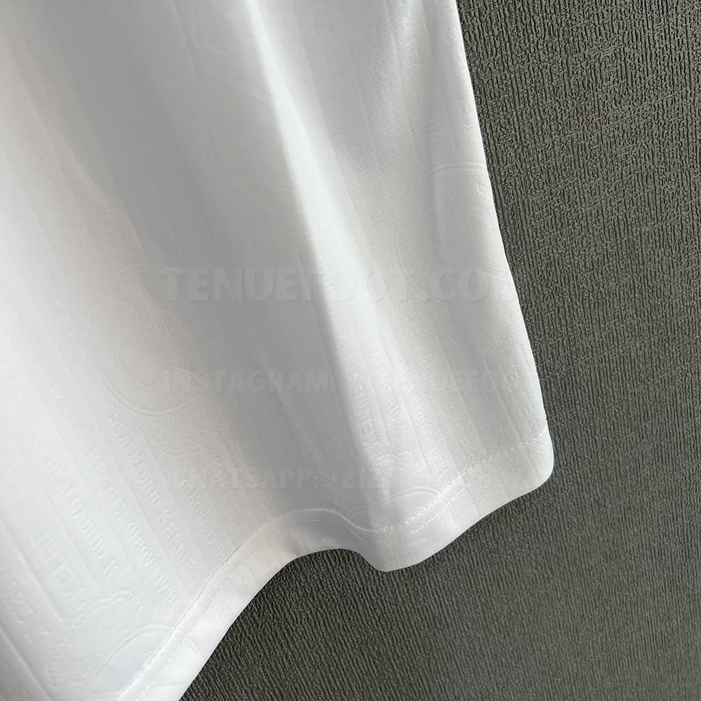 Real Madrid Retro 94-96 Home (5)