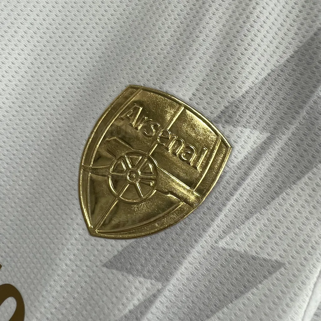 Arsenal Special White Player Version (2)