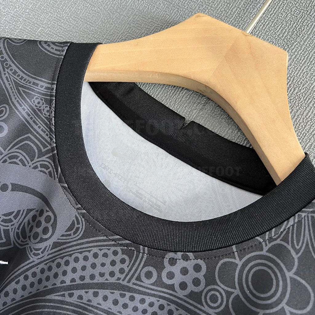 Barcelona Special Black (3)