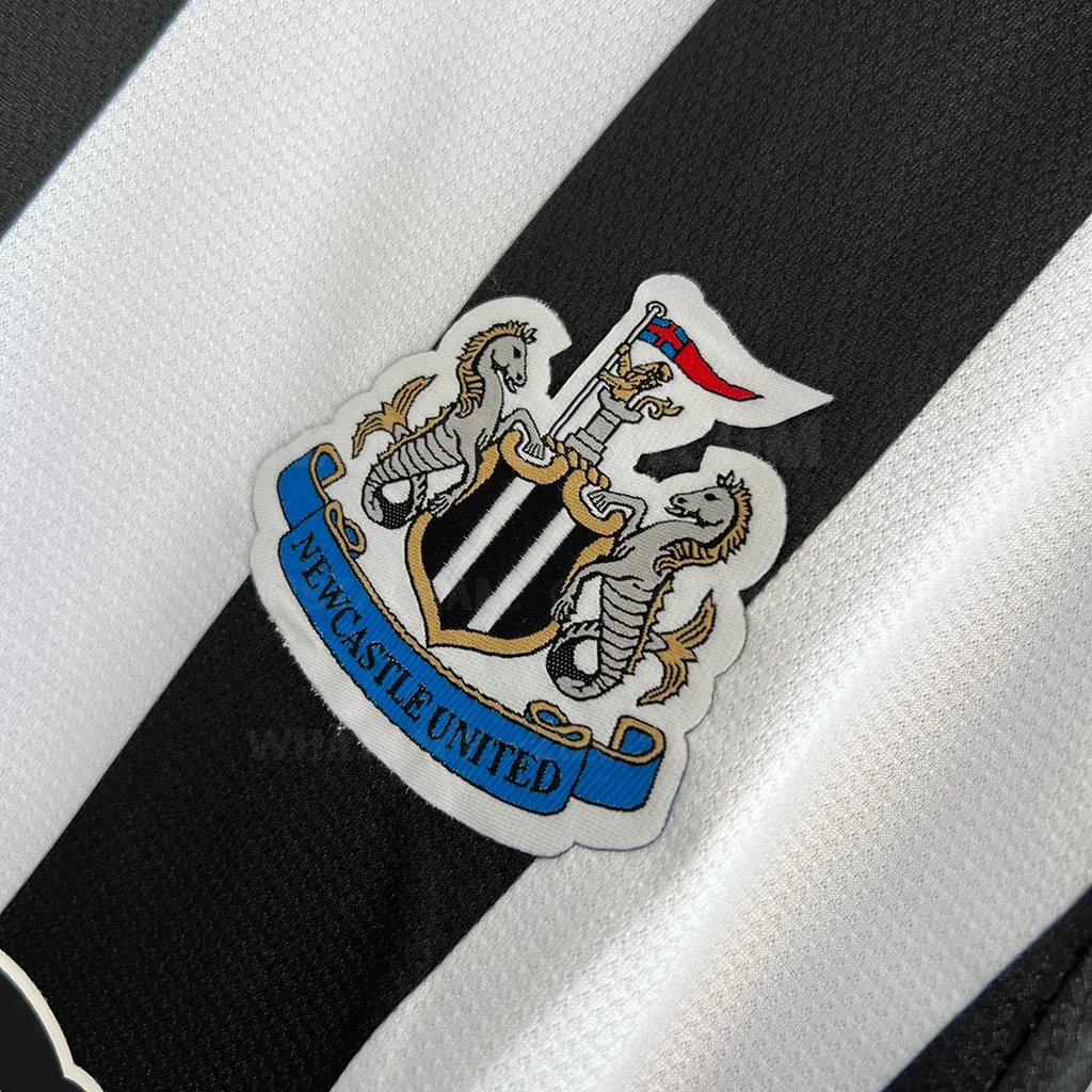 Newcastle United Home Player Version (2)