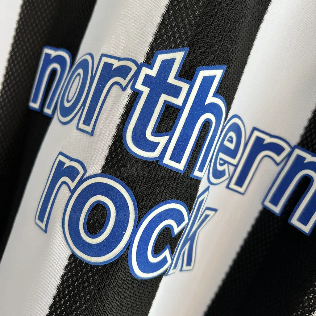 Newcastle United Retro 03-05 Home LS (4)
