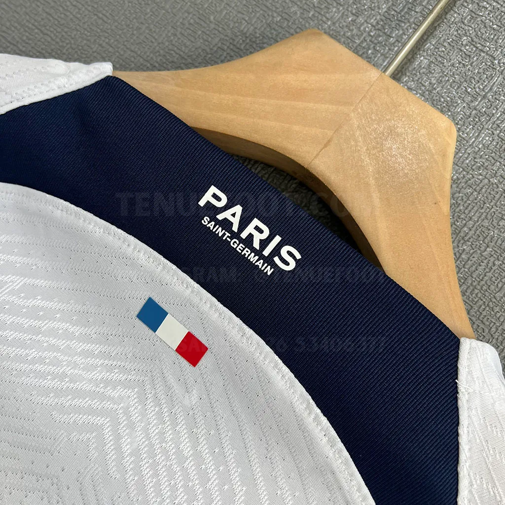 PSG Away Player Version (6)