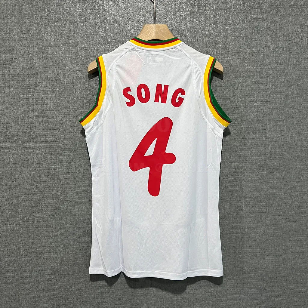 Cameroom Retro 2002 Away (7)