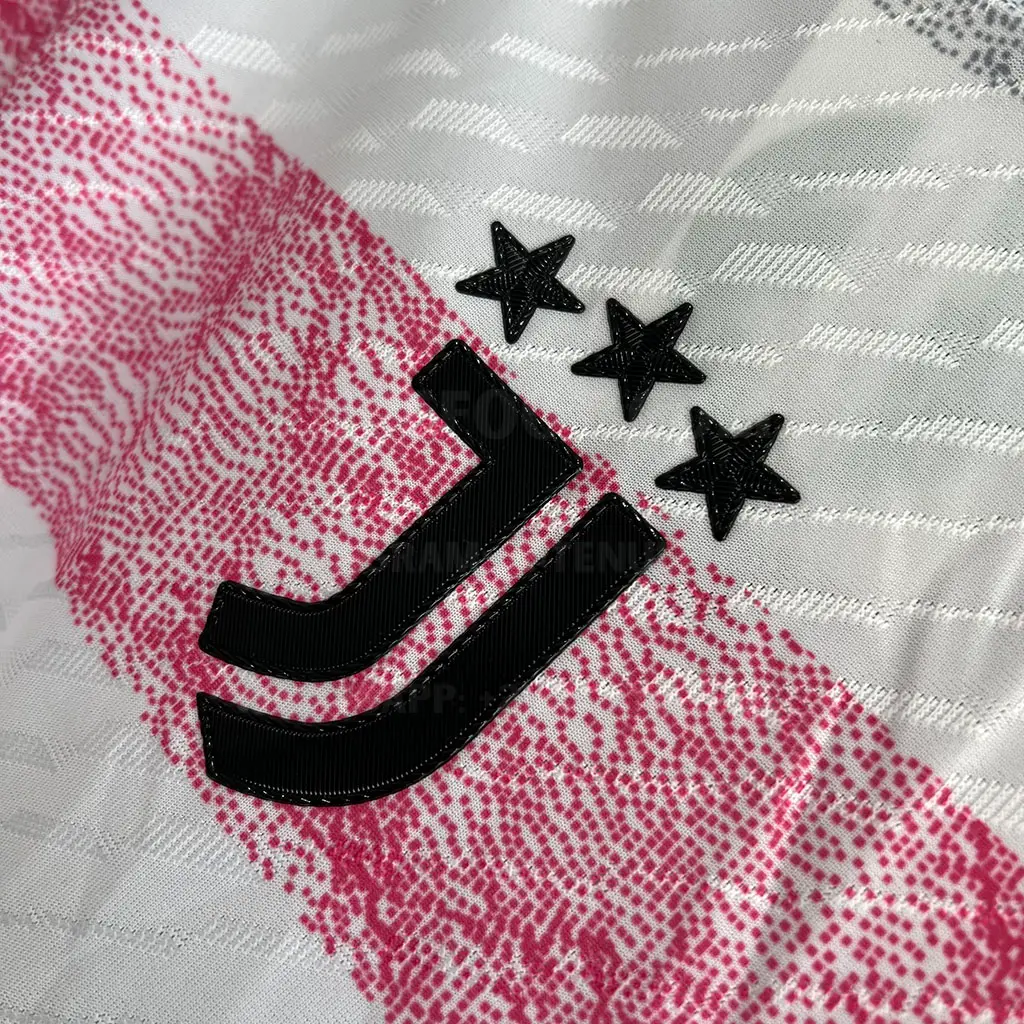 Juventus Away Player Version (2)