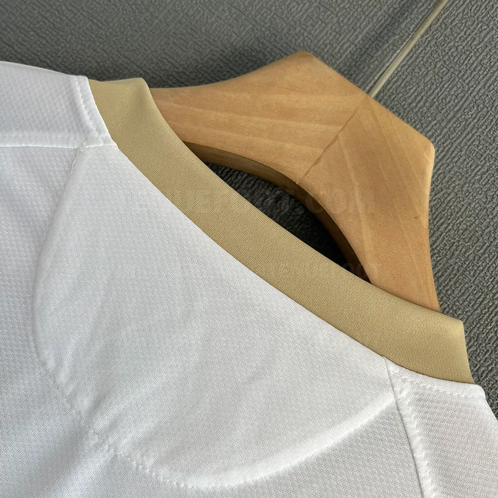 Man Utd Retro 06-07 Away (6)