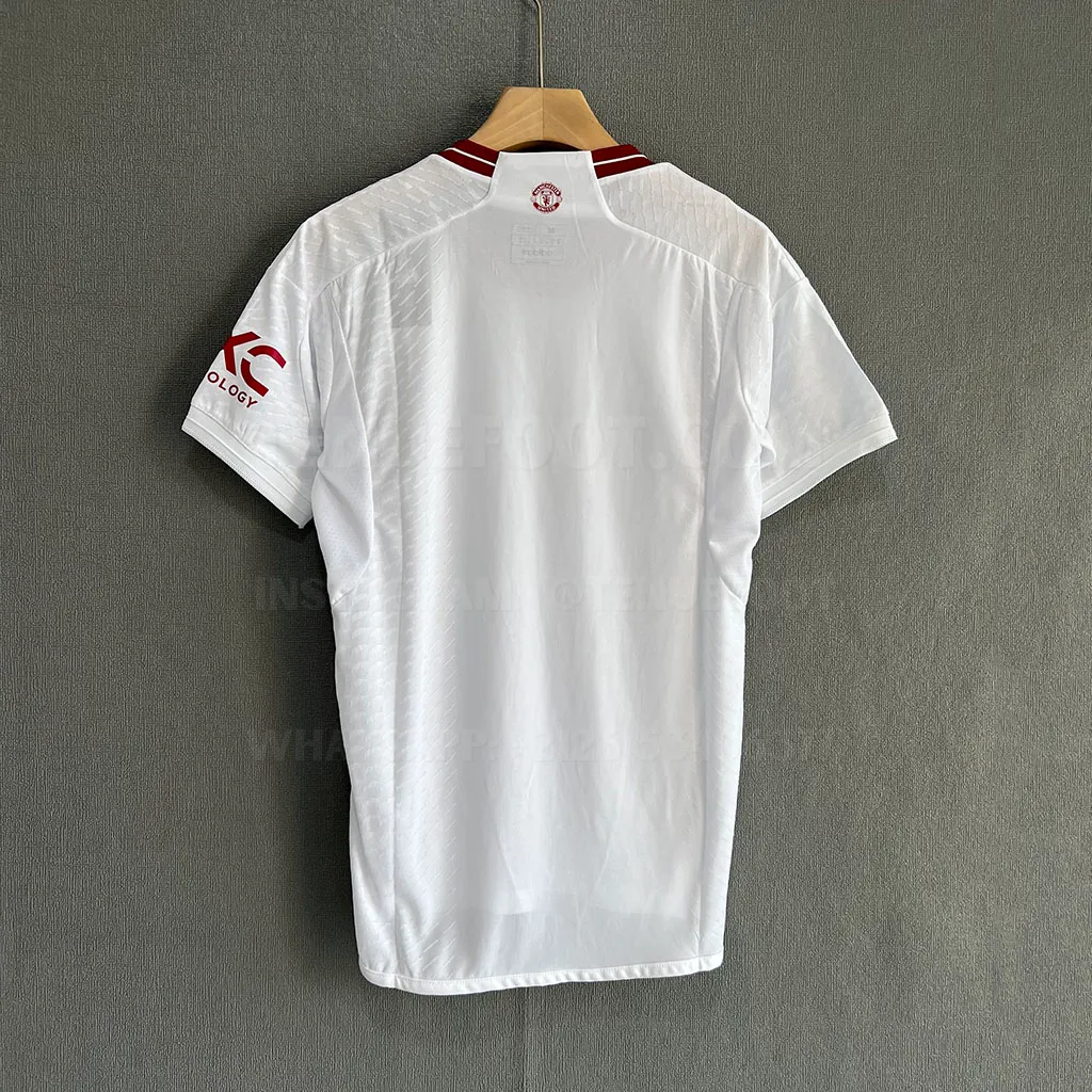 Man Utd Third Player Version (7)