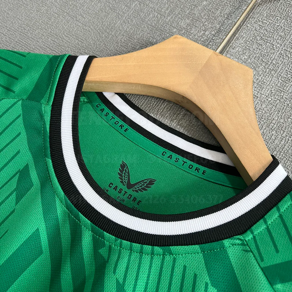 Newcastle United Away (3)