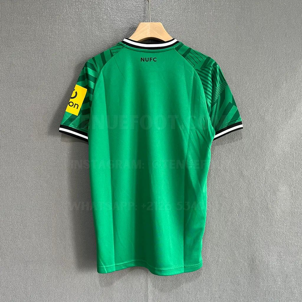 Newcastle United Away (7)