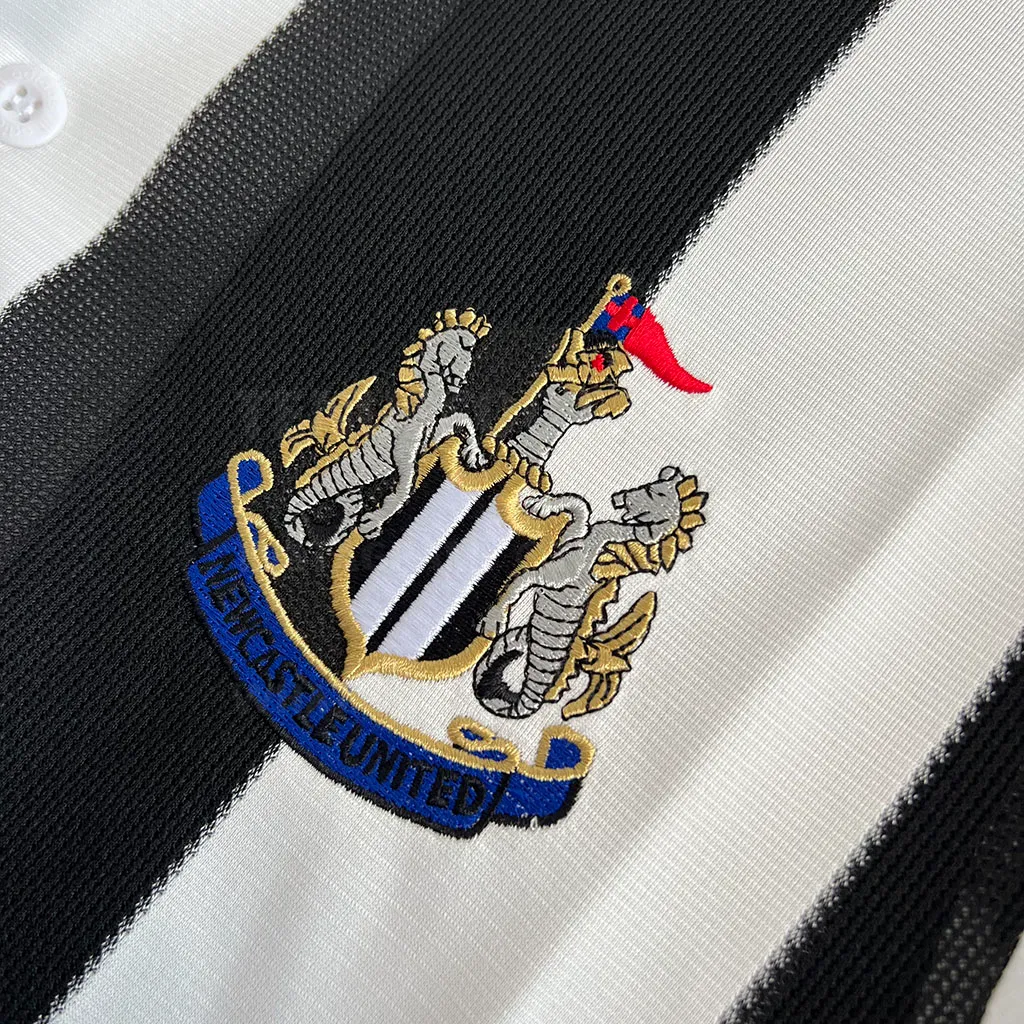 Newcastle United Retro 95-97 Home (2)