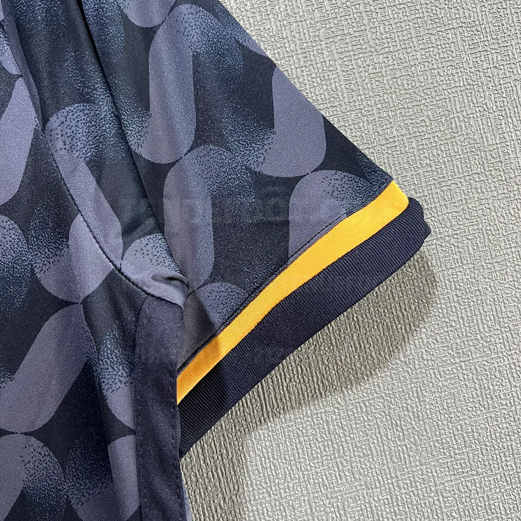 Real Madrid Away (4)