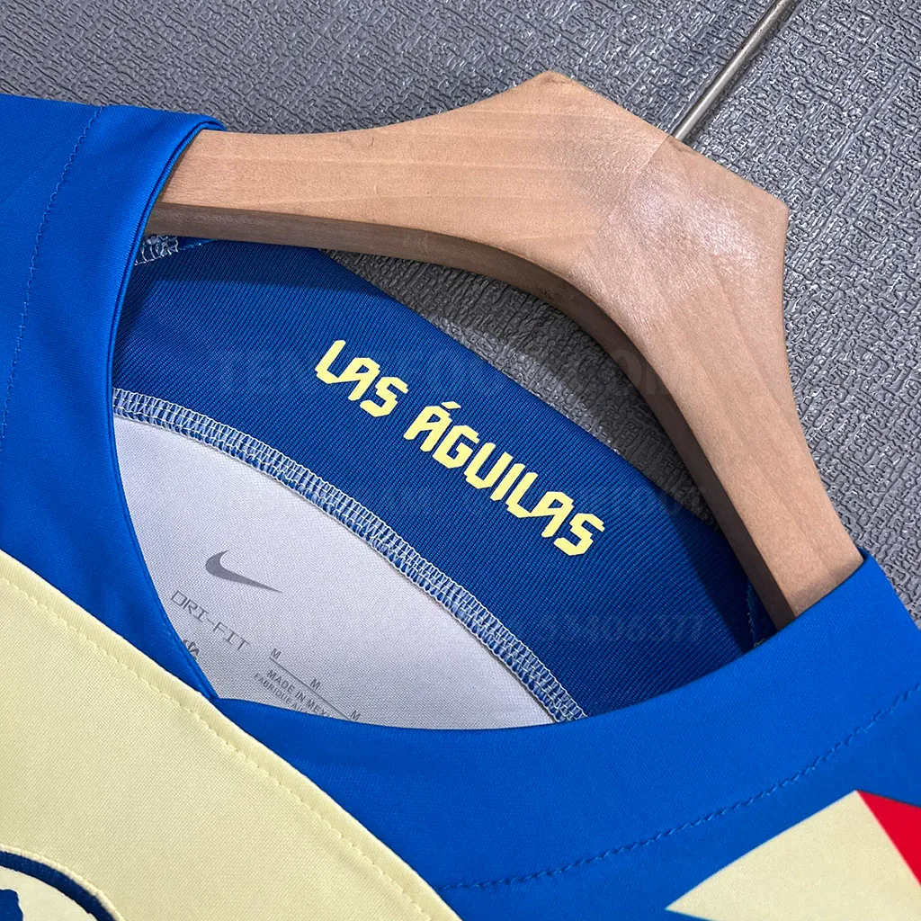 Club America Home (3)