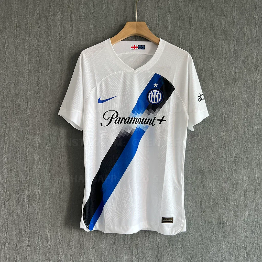 Inter Milano Away Player Version (1)