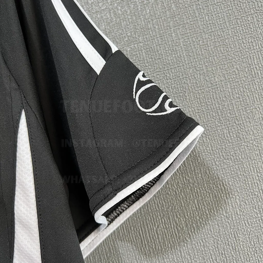 Real Madrid Retro 06-07 Third (4)