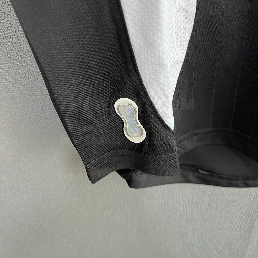 Real Madrid Retro 06-07 Third (5)