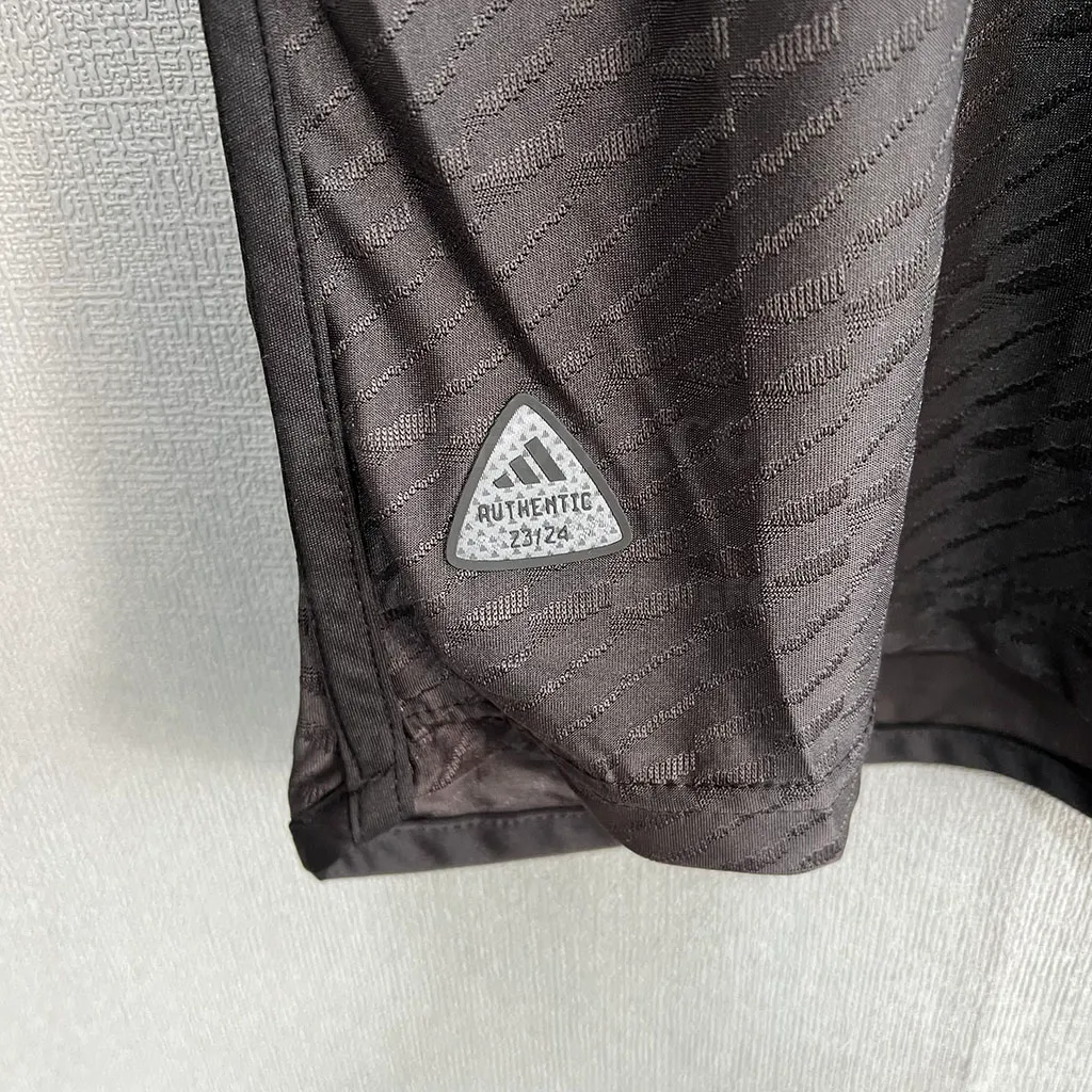 Real Madrid Third Player Version (5)