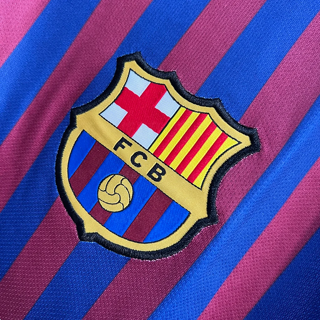 Barcelona Retro 18-19 Home (2)