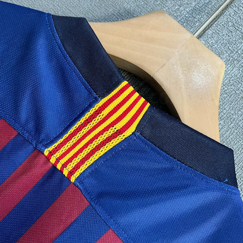 Barcelona Retro 18-19 Home (6)