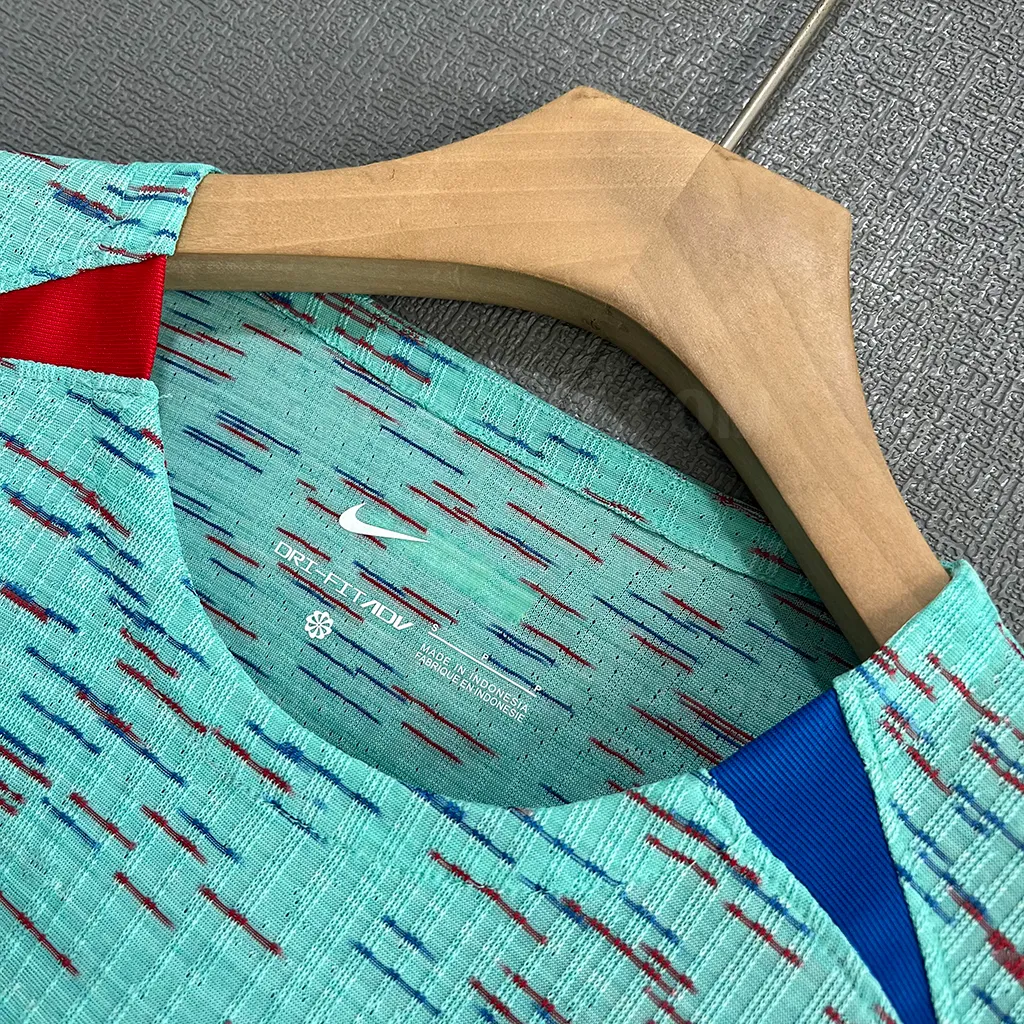 Barcelona Third Player Version (3)