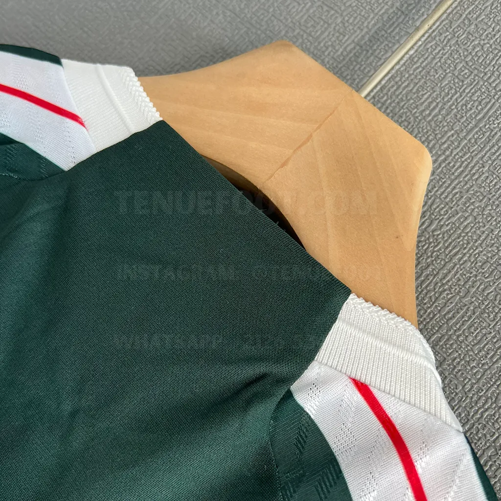 Man Utd Away LS Player Version (6)