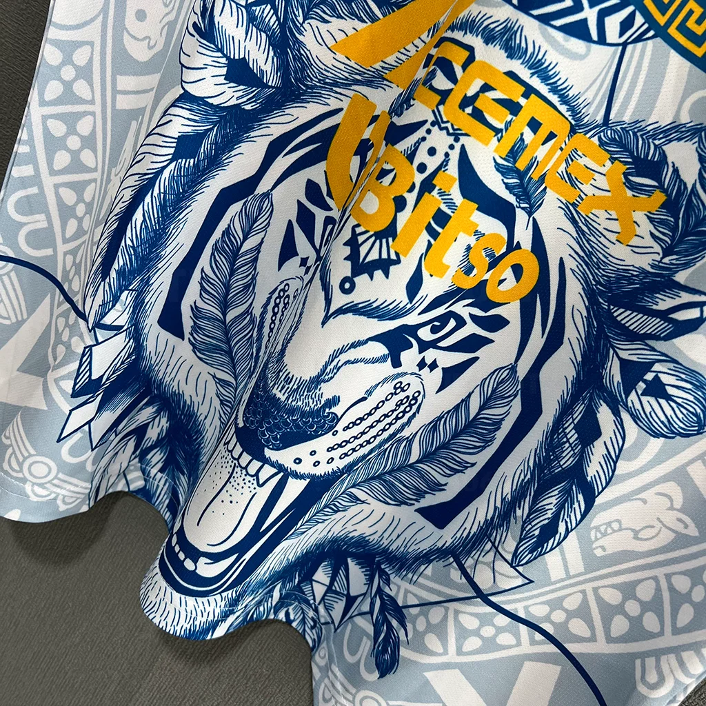 Pumas UNAM Third (5)