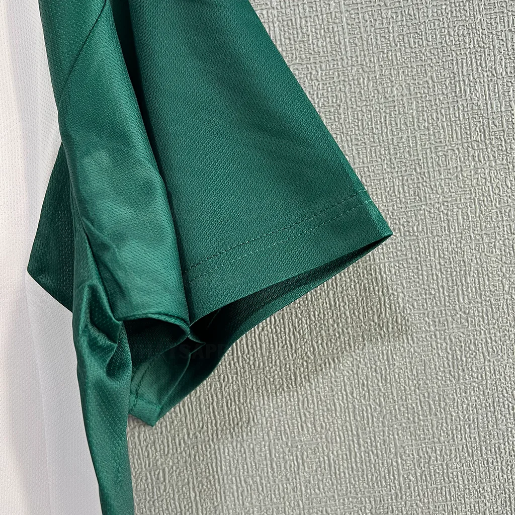 Saudi Arabia Away (4)